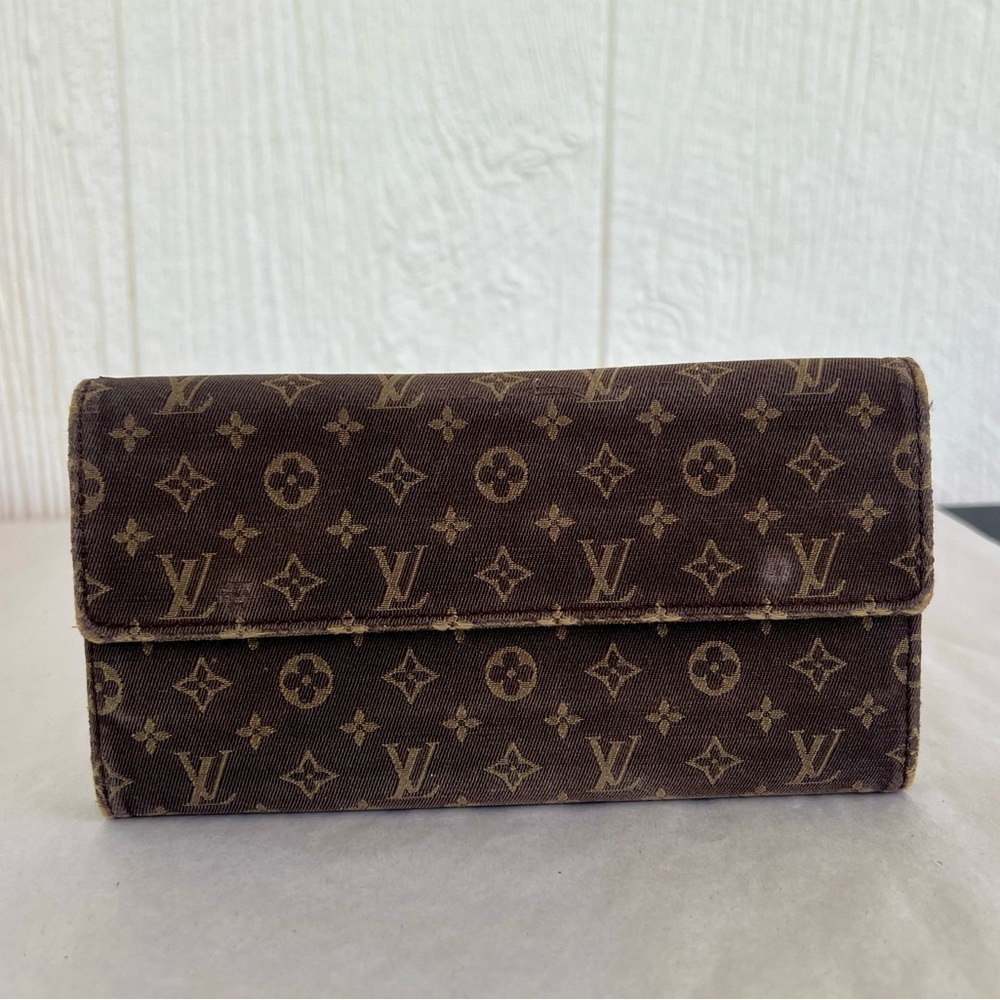 Louis Vuitton Mini Lin Sarah Wallet